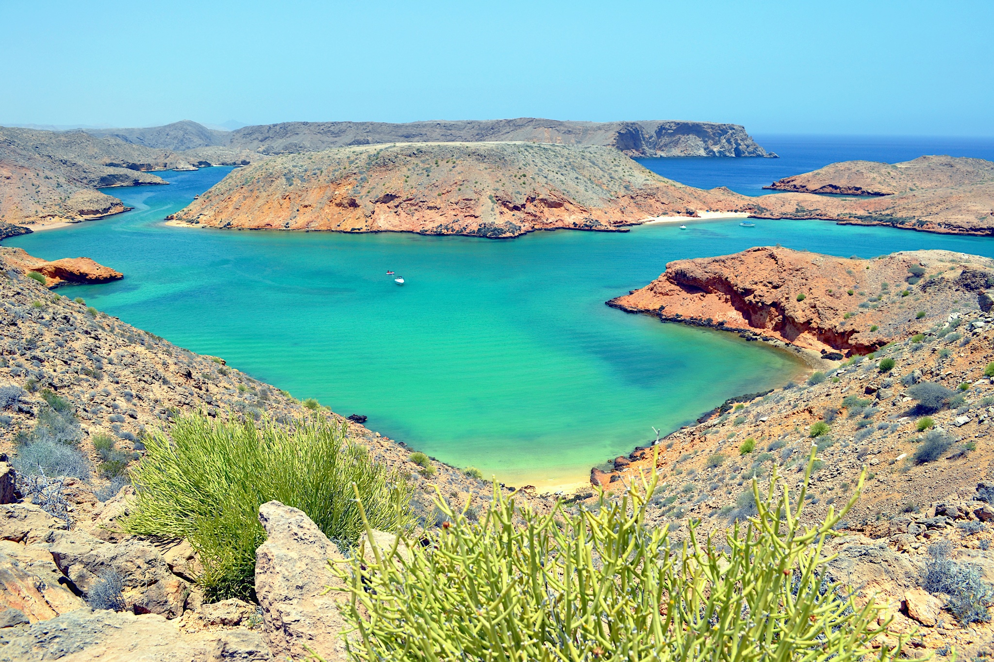 Bandar Khayran Beach